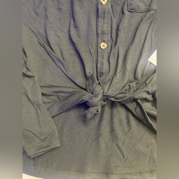 Ladies black button up with tie, folding sleeve with button, NWT, multiple sizes - Picture 4 of 4